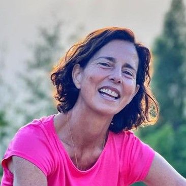 Ana Menéndez de Zubillaga, Coordinadora académica