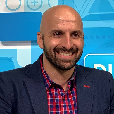 Alejandro González Andrade, Director académico