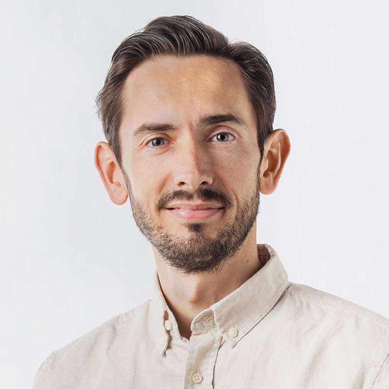 Anthony Prévost, Experto asociado