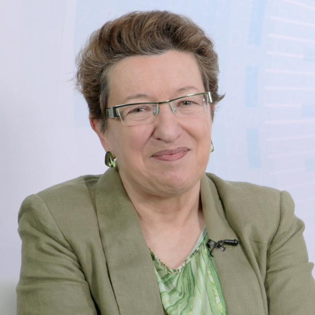 Laura Freixas Revuelta, Experto asociado