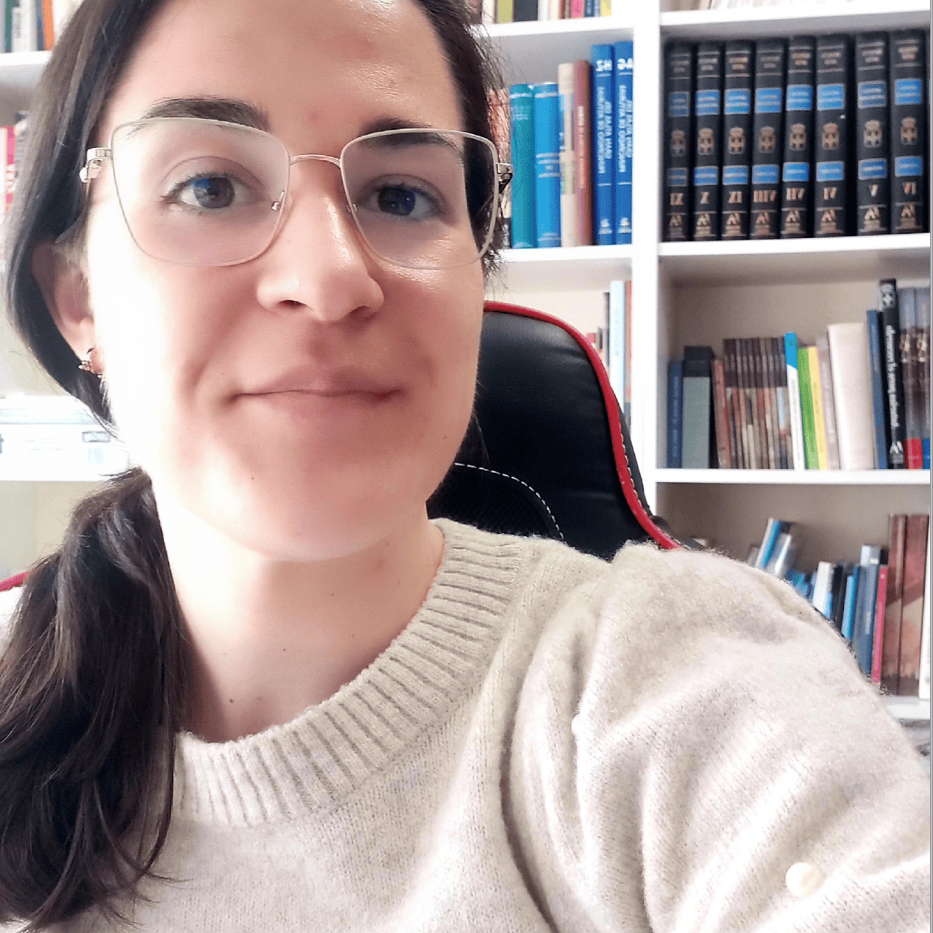 Laura Mier Valerón, Docente UNIR