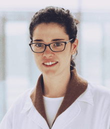 Lucía Arcos Castellanos, Experta asociada