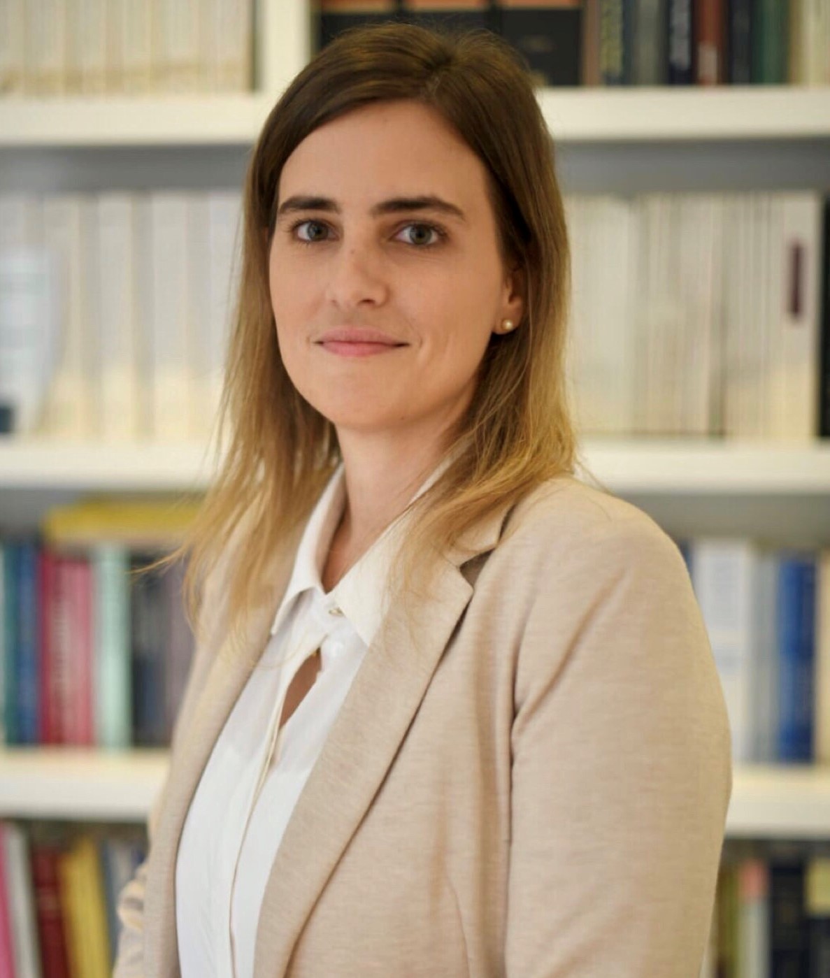 María Paula Garat Delgado, Experta asociada