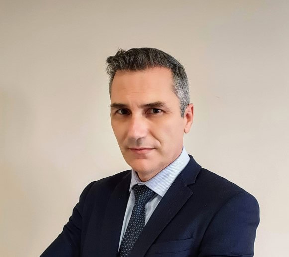 Mario Romero Llinás, Docente UNIR