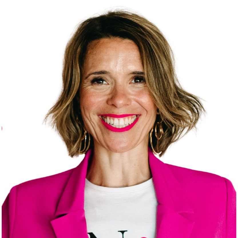 Raquel Fructos Esteban, Experta asociada