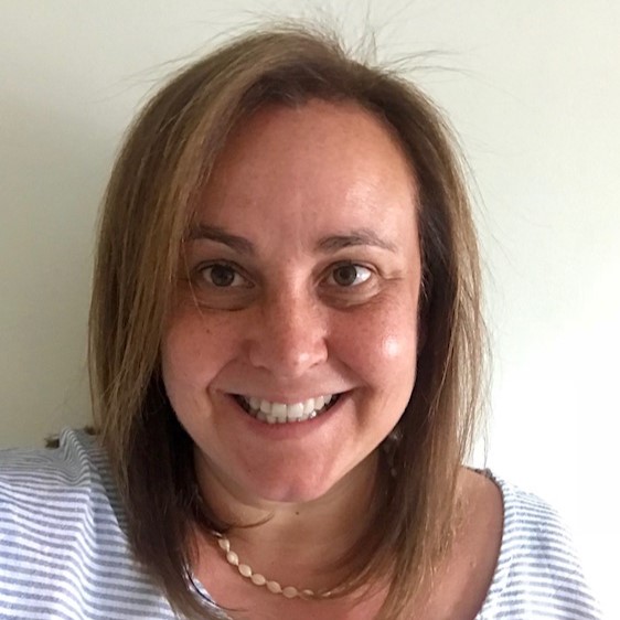 Sonia Diéguez Mantecón, Experta asociada