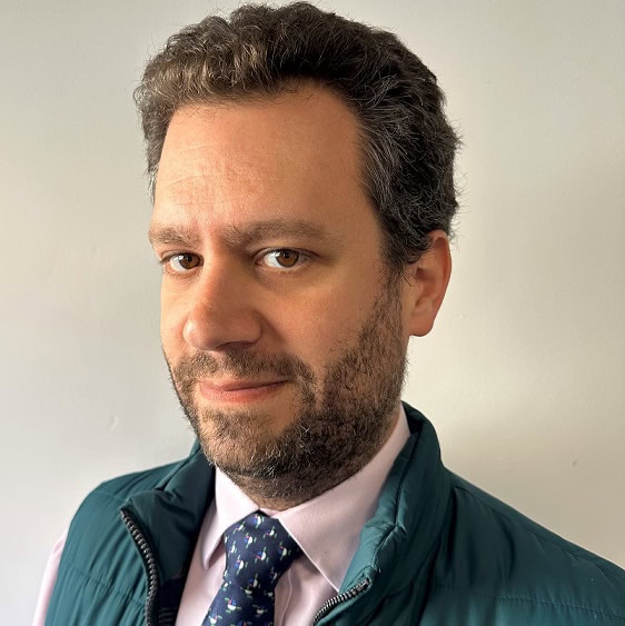 Víctor Talavero Cabrera, Docente UNIR