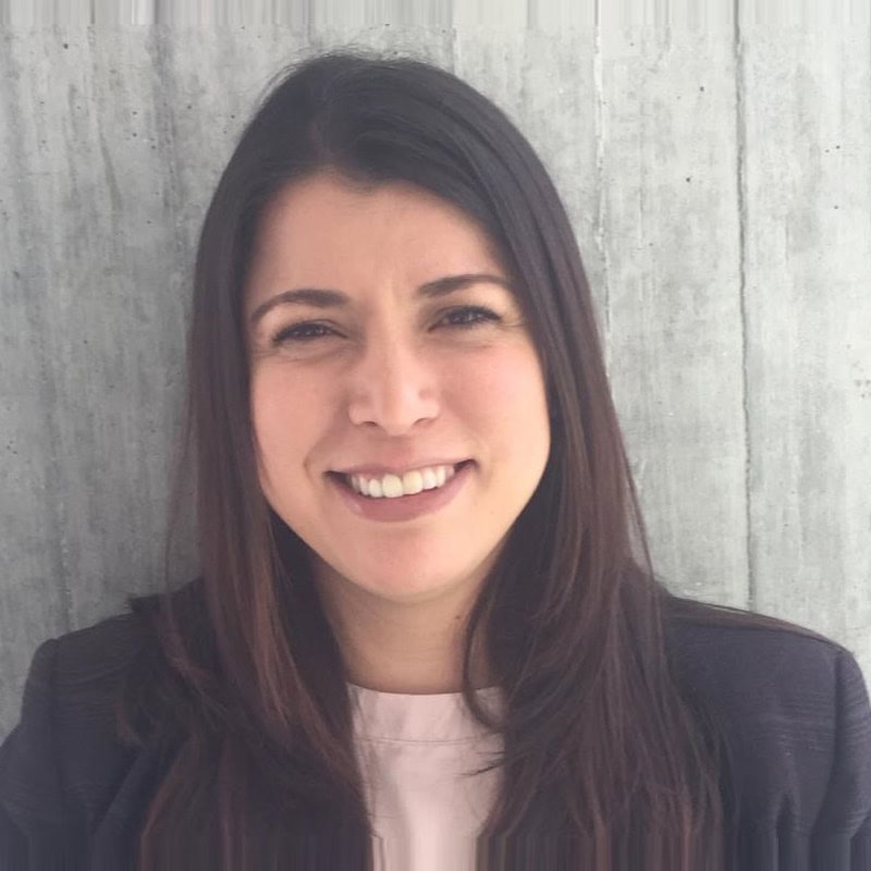 Yamile Andrea Montenegro, Experta asociada